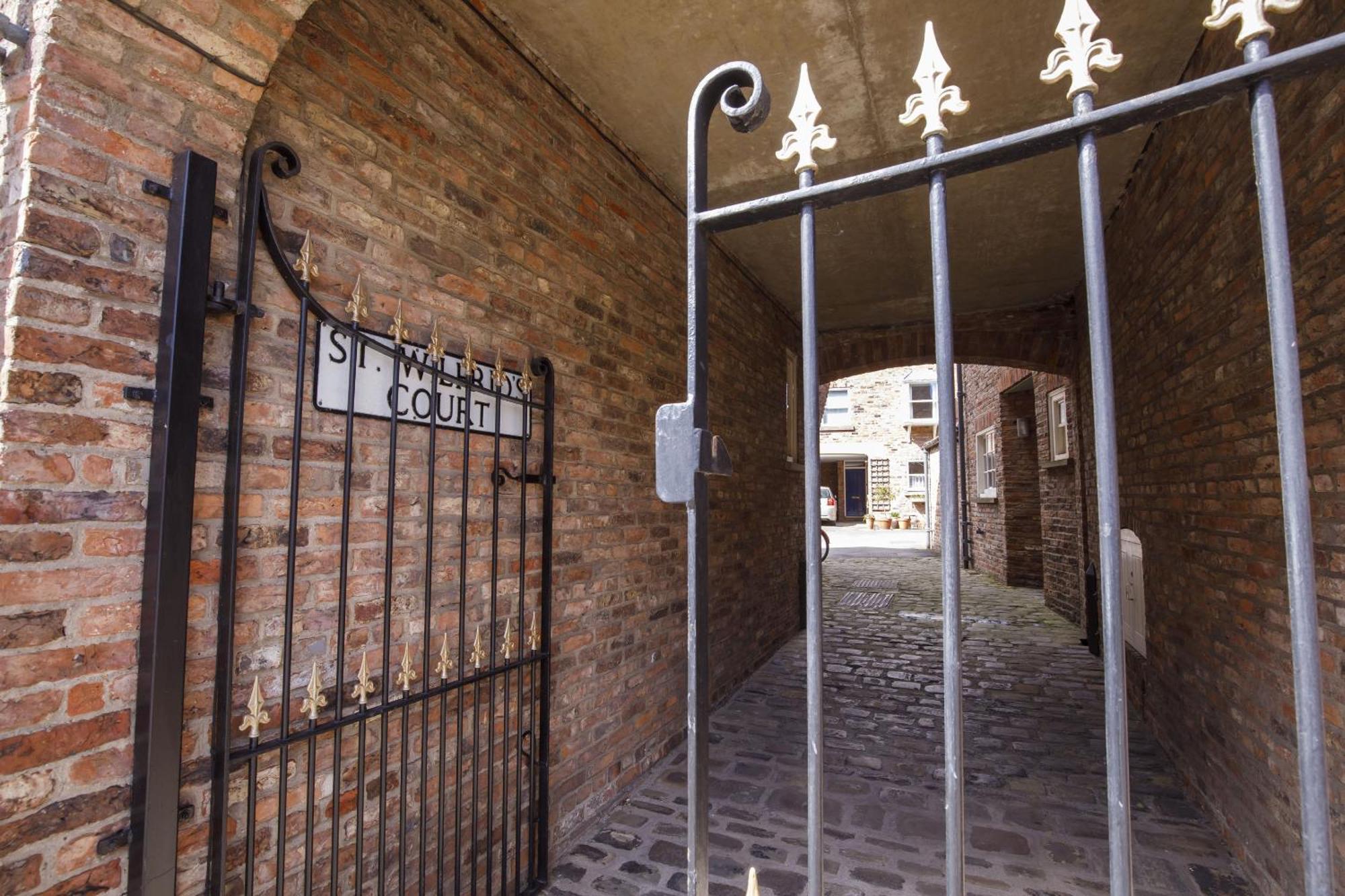 St Wilfrid'S Court Villa York Buitenkant foto