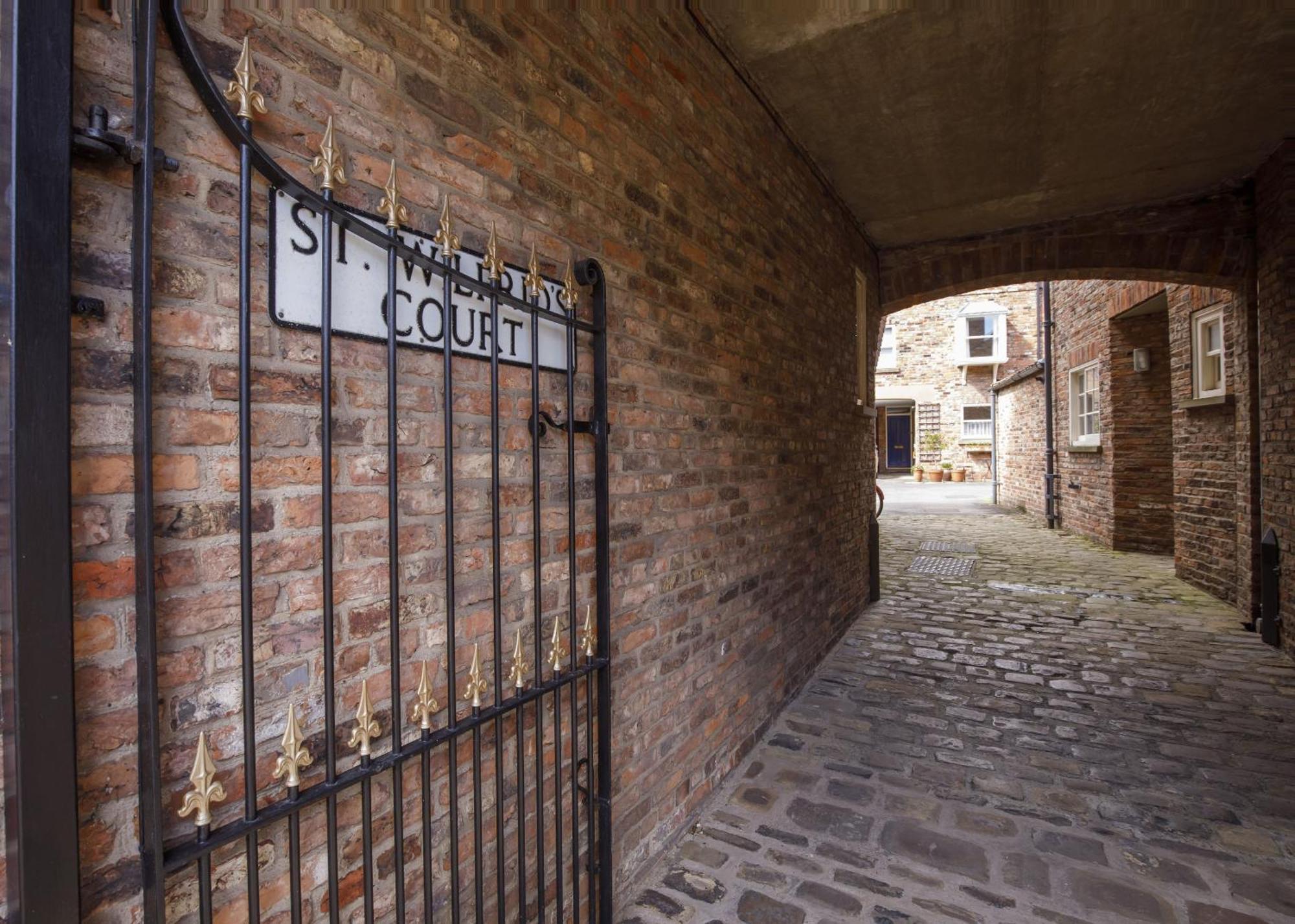 St Wilfrid'S Court Villa York Buitenkant foto