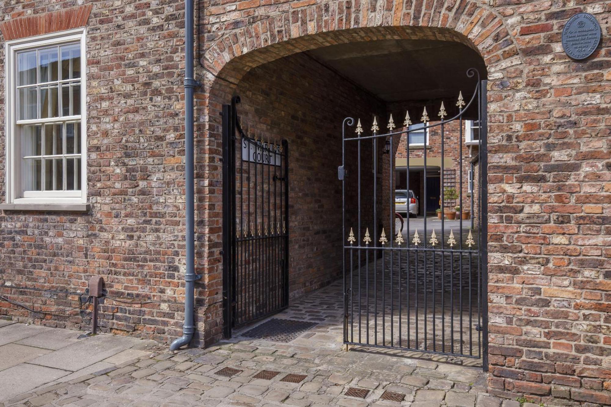 St Wilfrid'S Court Villa York Buitenkant foto